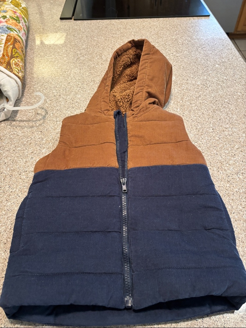 Tommy Bahama Kids Two-Tone Hooded Puffer Vest in Brown & Navy